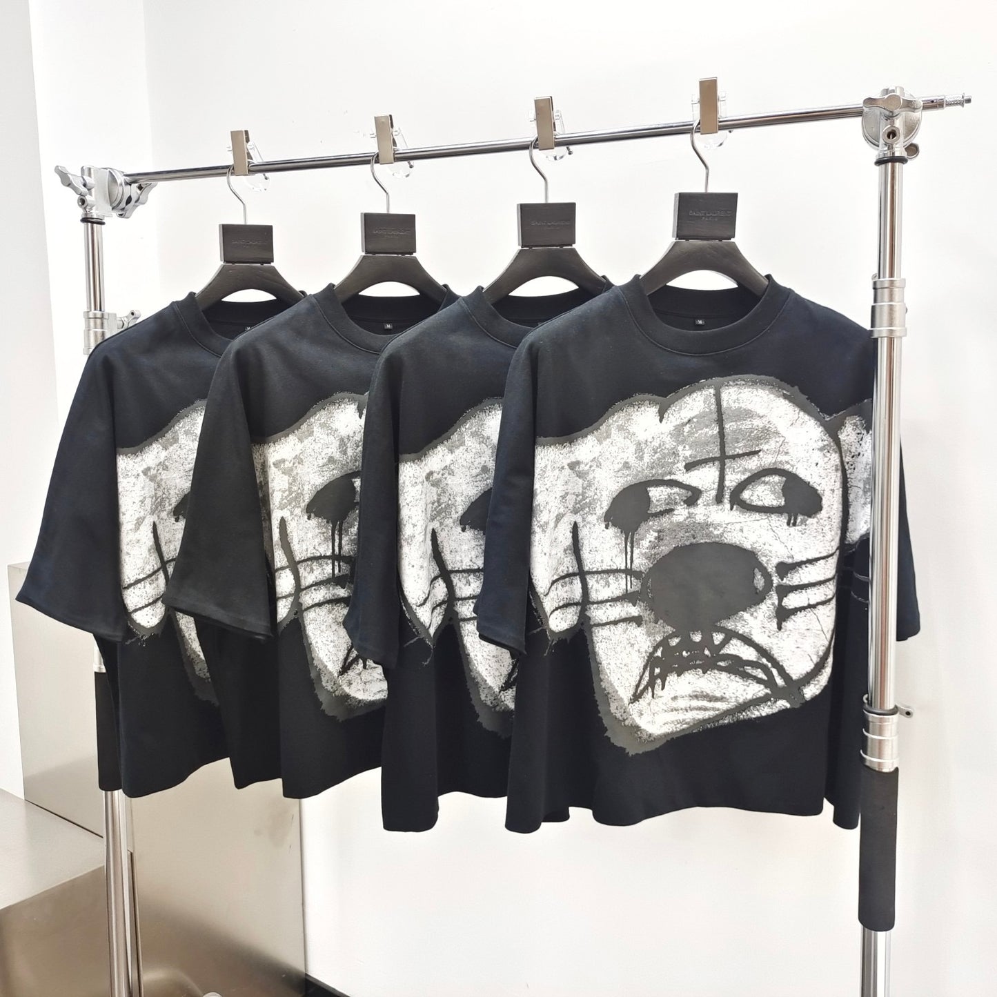 Black T-Shirt - FashionHype.xyz