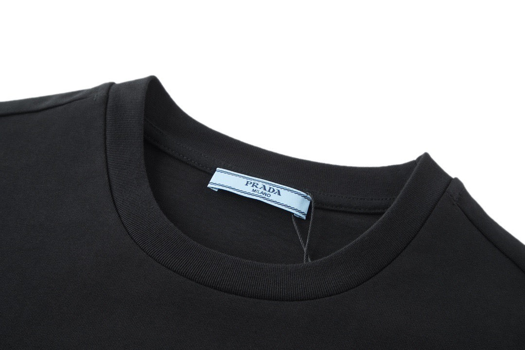 Black and White T-shirt - FashionHype.xyz