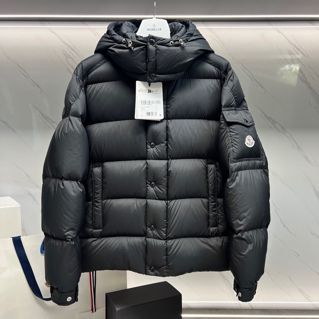 Black Jacket - FashionHype.xyz