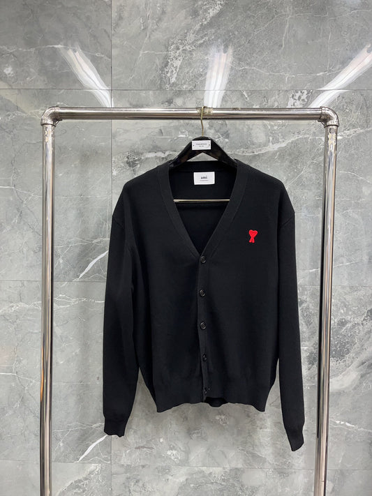 سترة متعددة الألوان