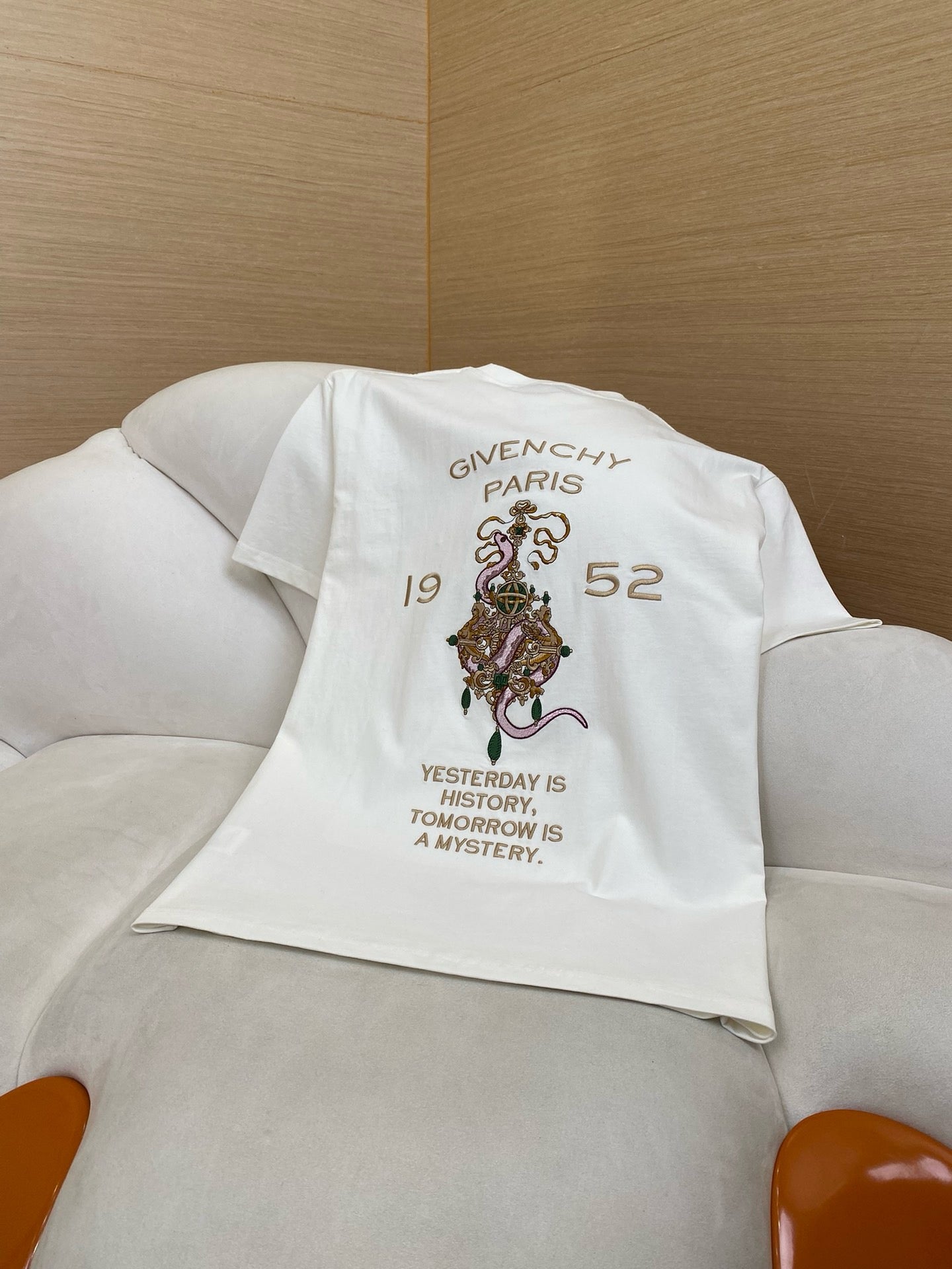 Weißes T-Shirt