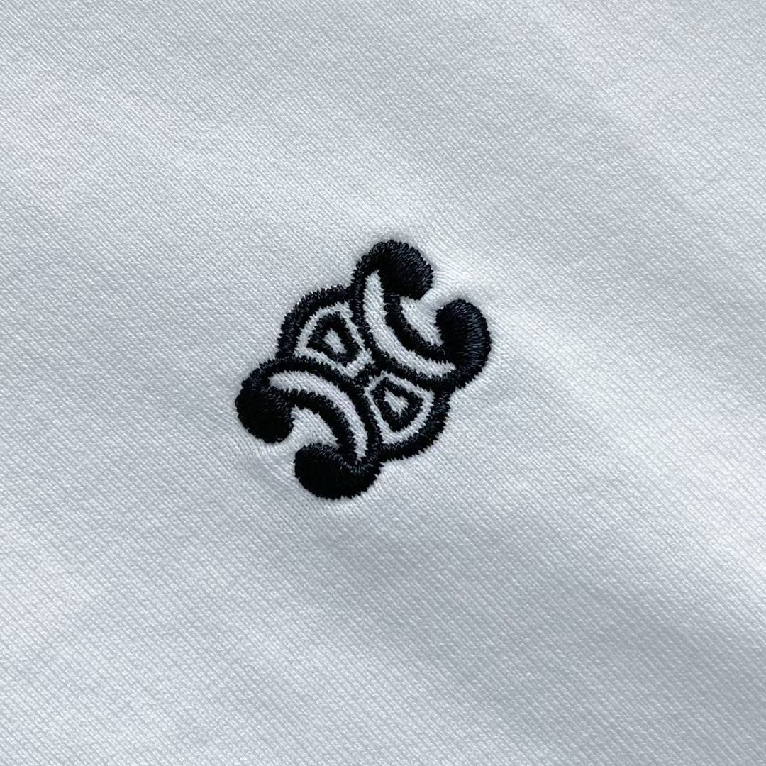 Schwarz-weißes T-Shirt