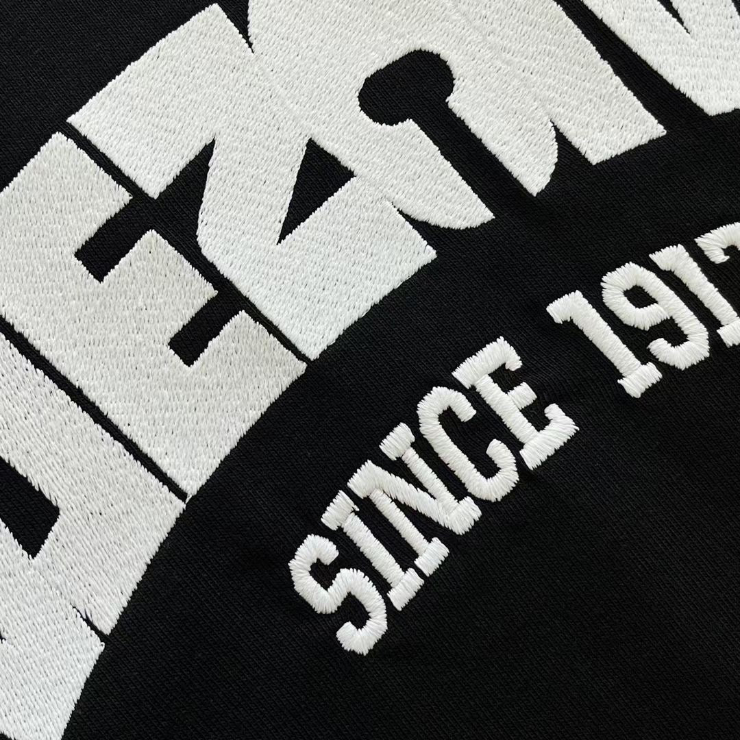 Black and White T-shirt - FashionHype.xyz