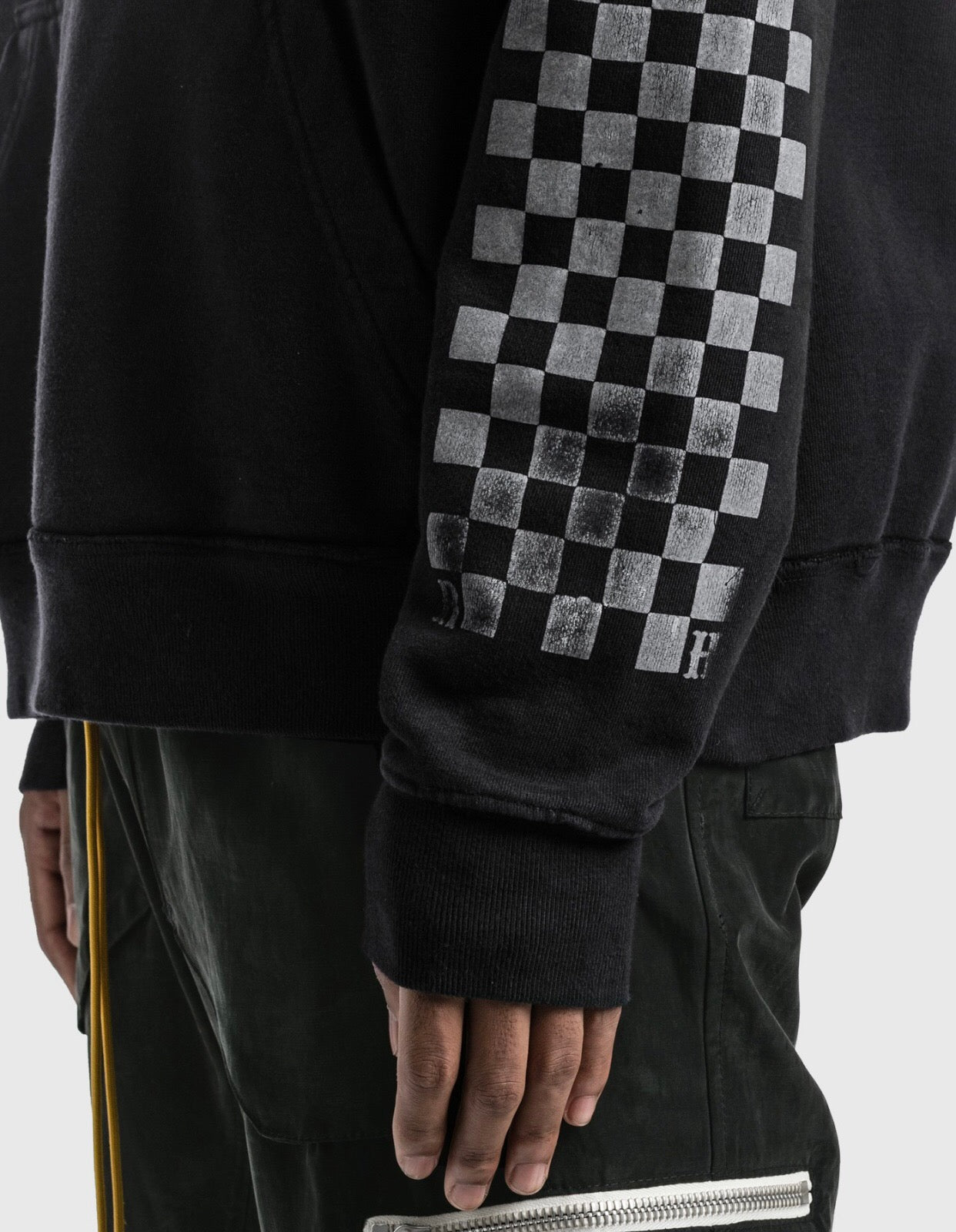 Black Hoodie - FashionHype.xyz