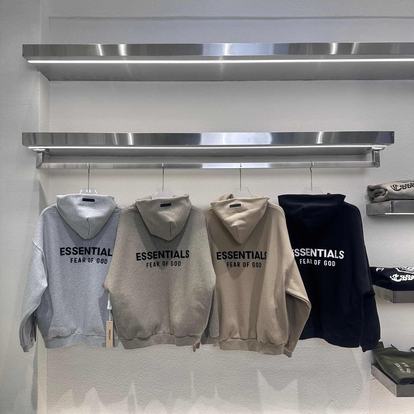 هودي متعدد الألوان