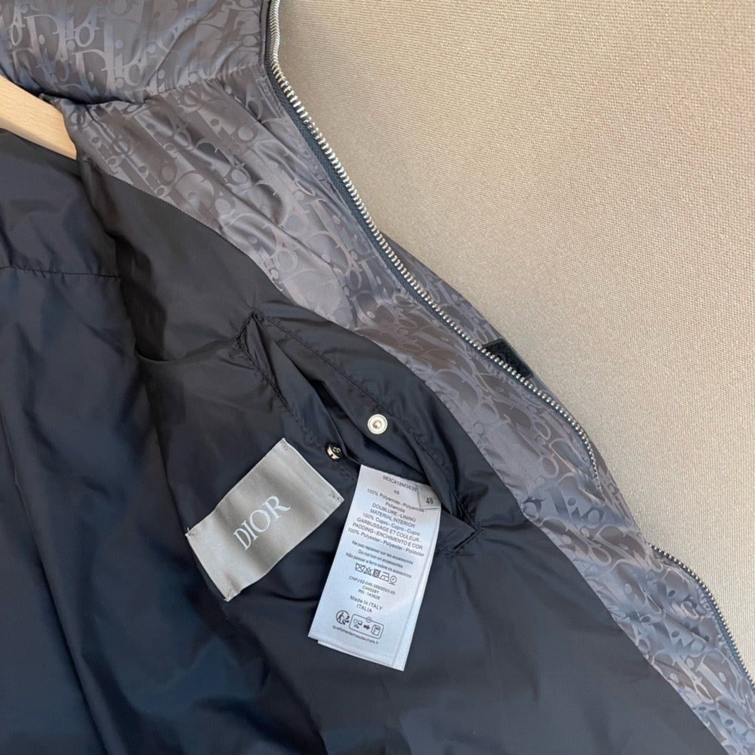 Schwarze Jacke