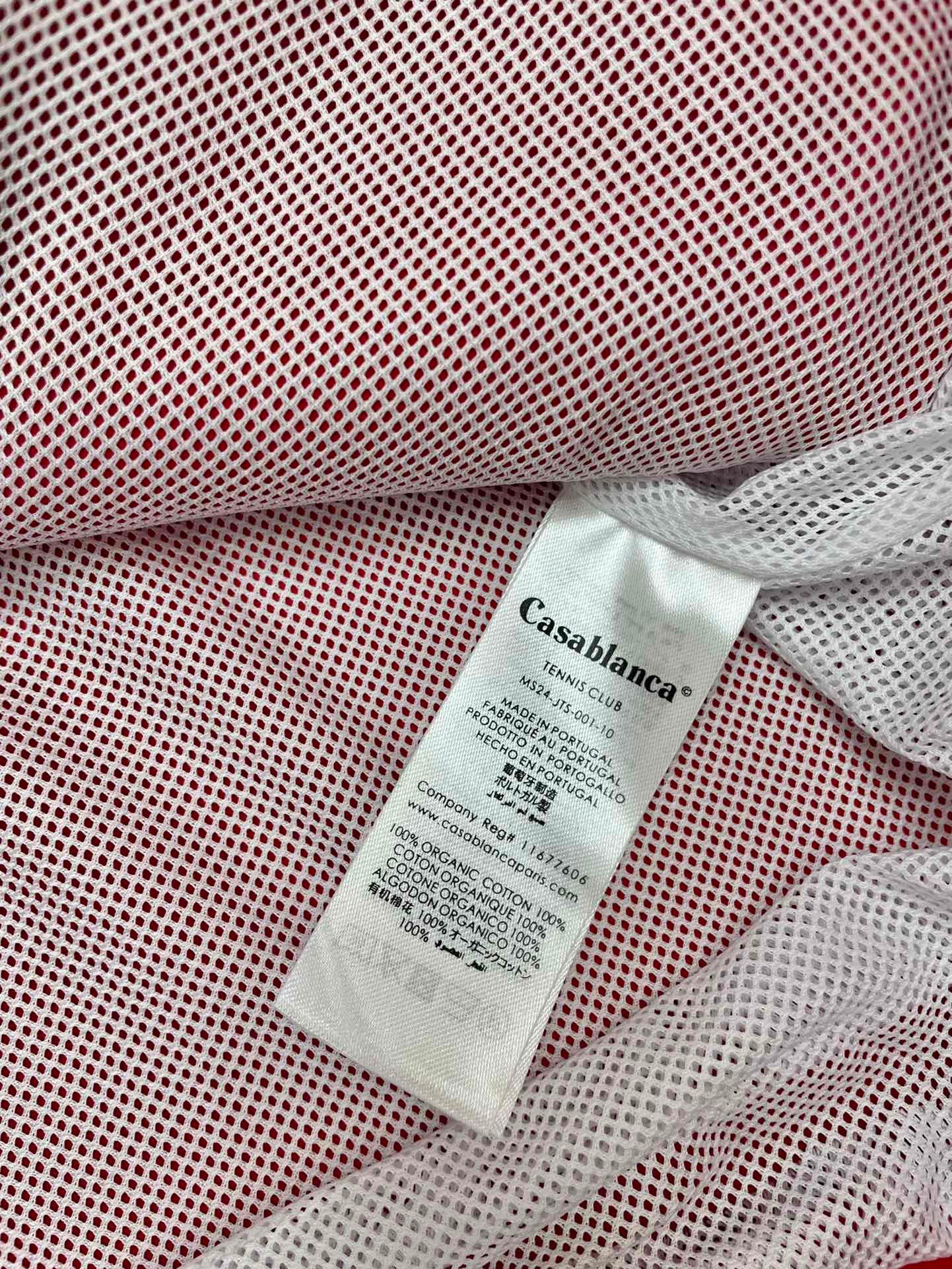 سترة حمراء وخضراء