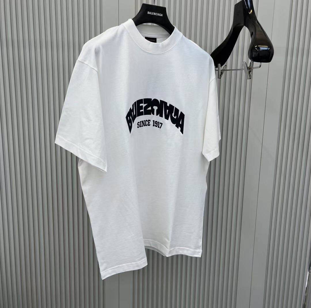 Black and White T-shirt - FashionHype.xyz