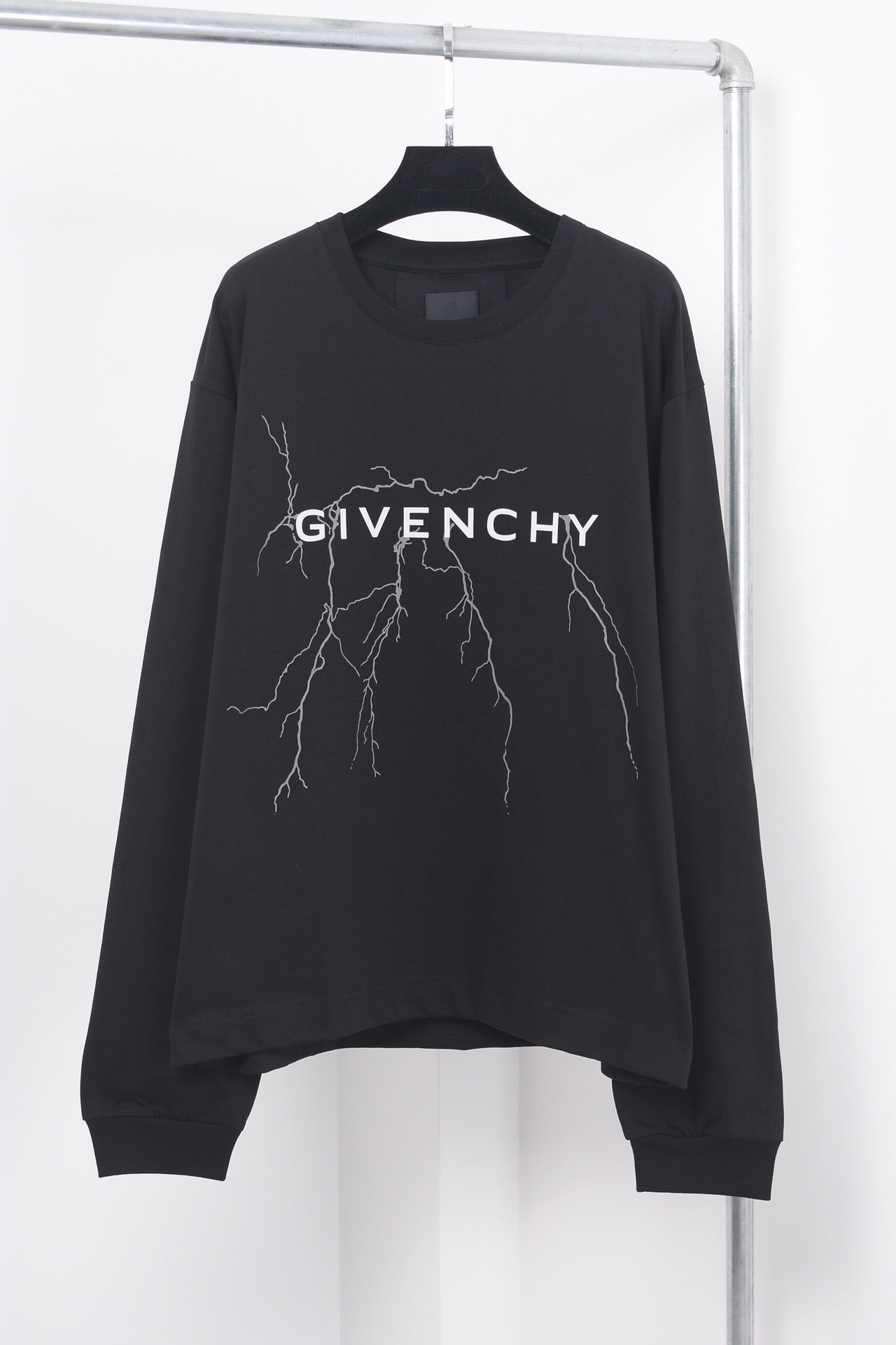 Jersey blanco y negro