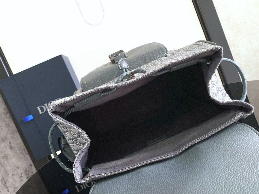 Mehrfarbige Tasche