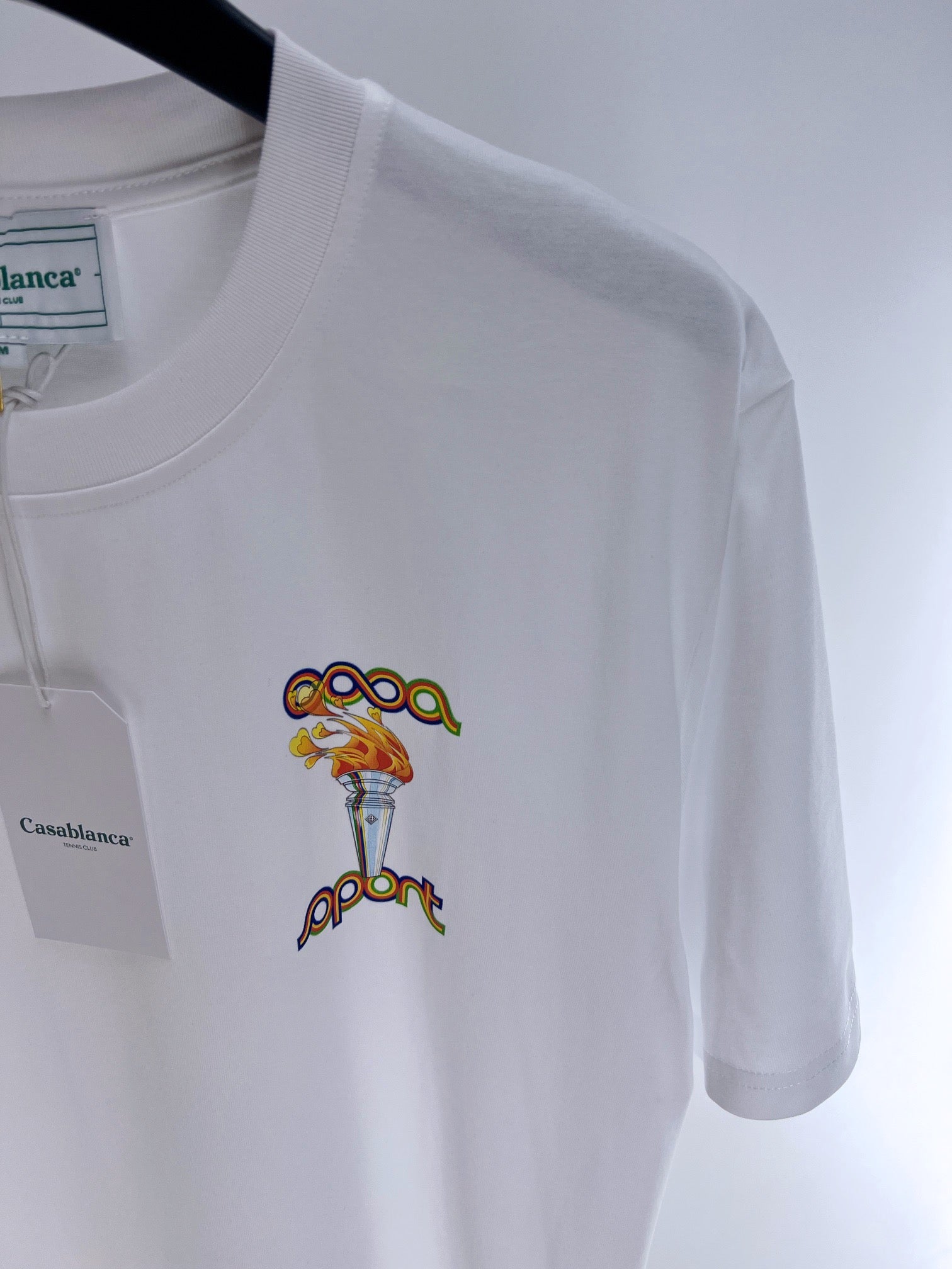 Blau-weißes T-Shirt