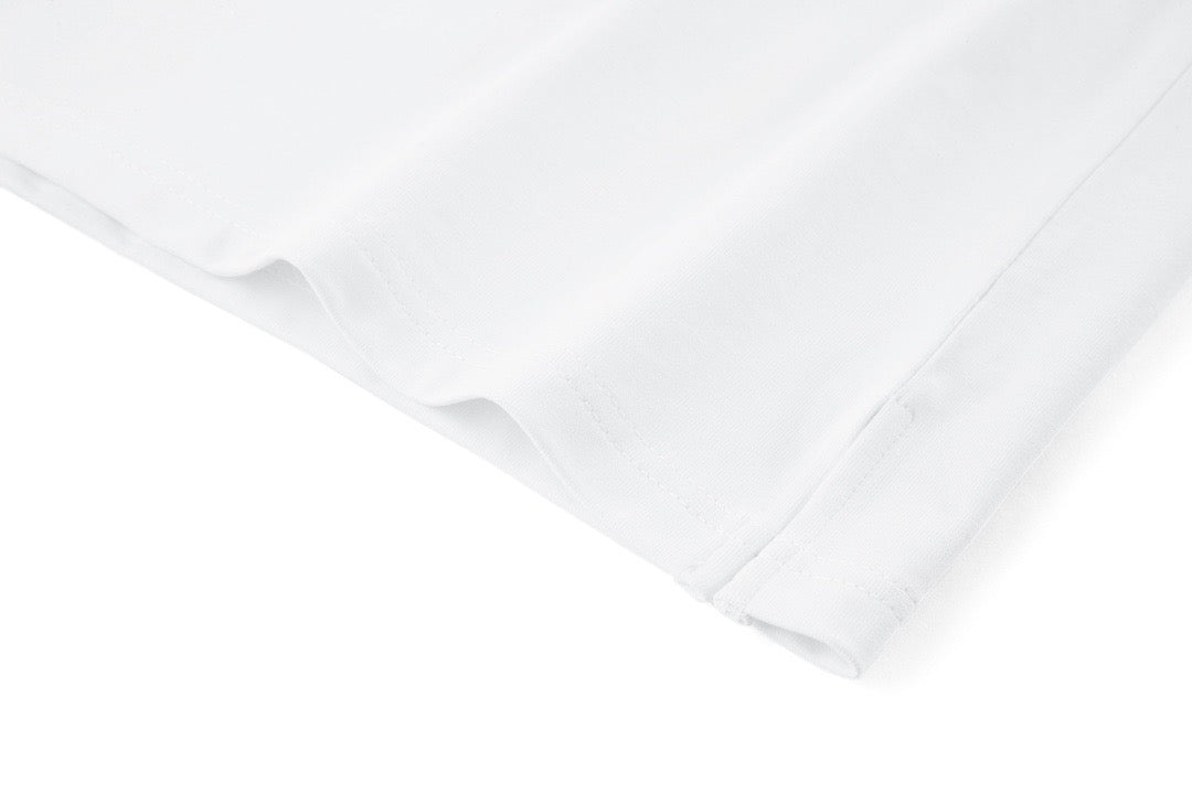 Black and White T-shirt - FashionHype.xyz