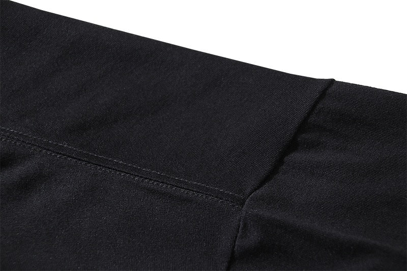 Dark black and Black T-shirt - FashionHype.xyz