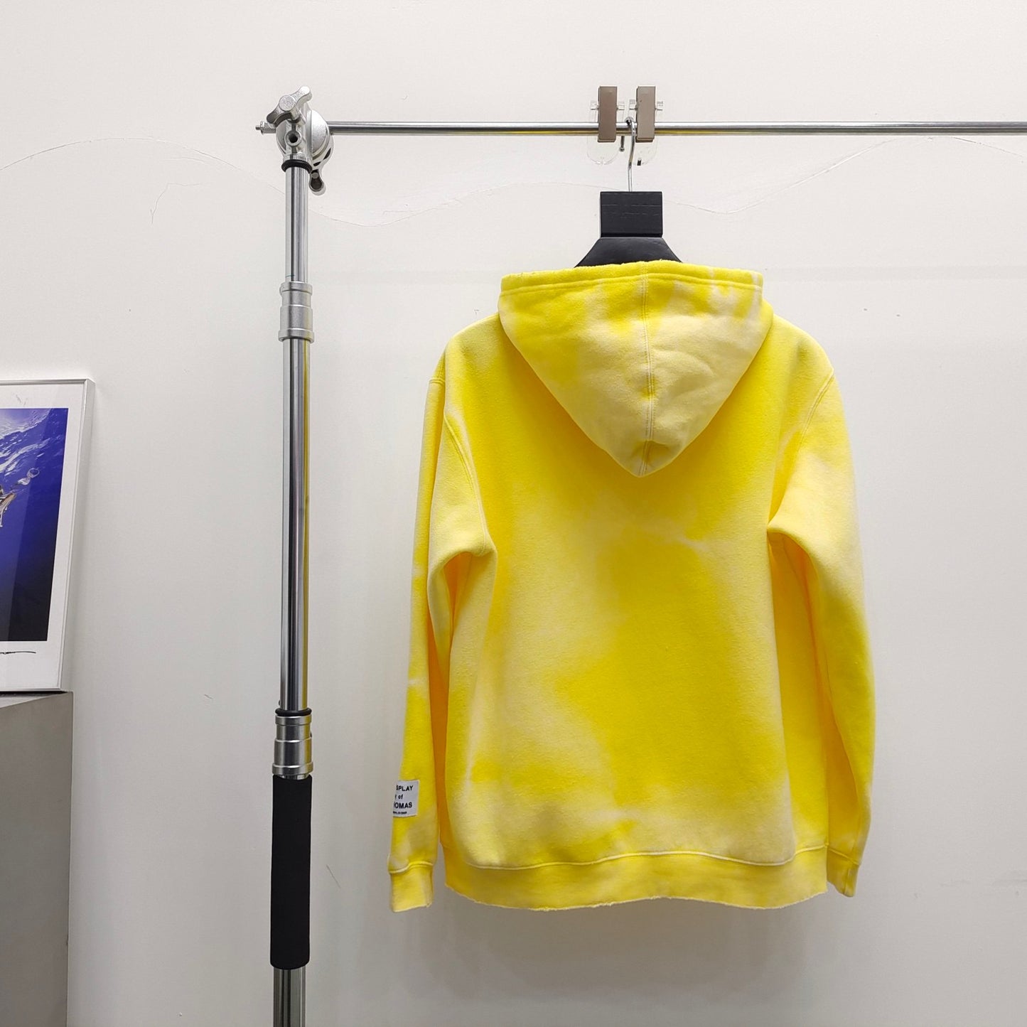 هودي أصفر ووردي