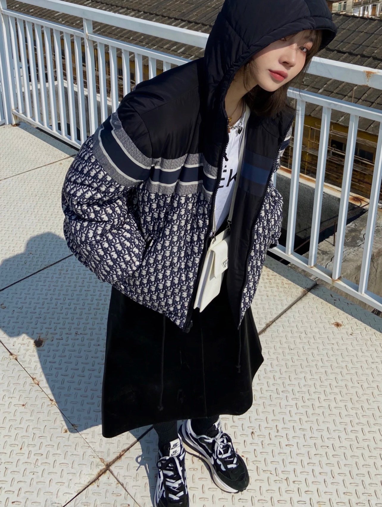 Schwarz weiße Jacke