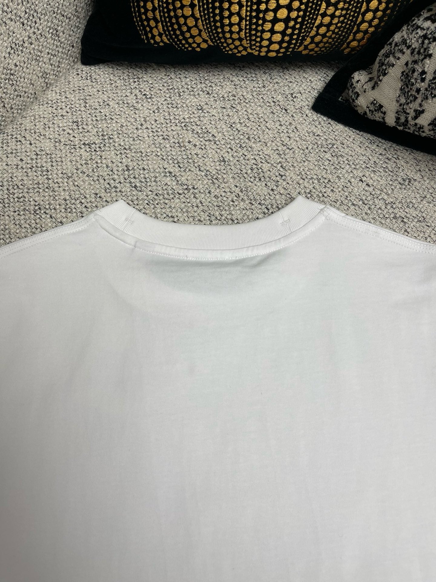 Mehrfarbiges T-Shirt