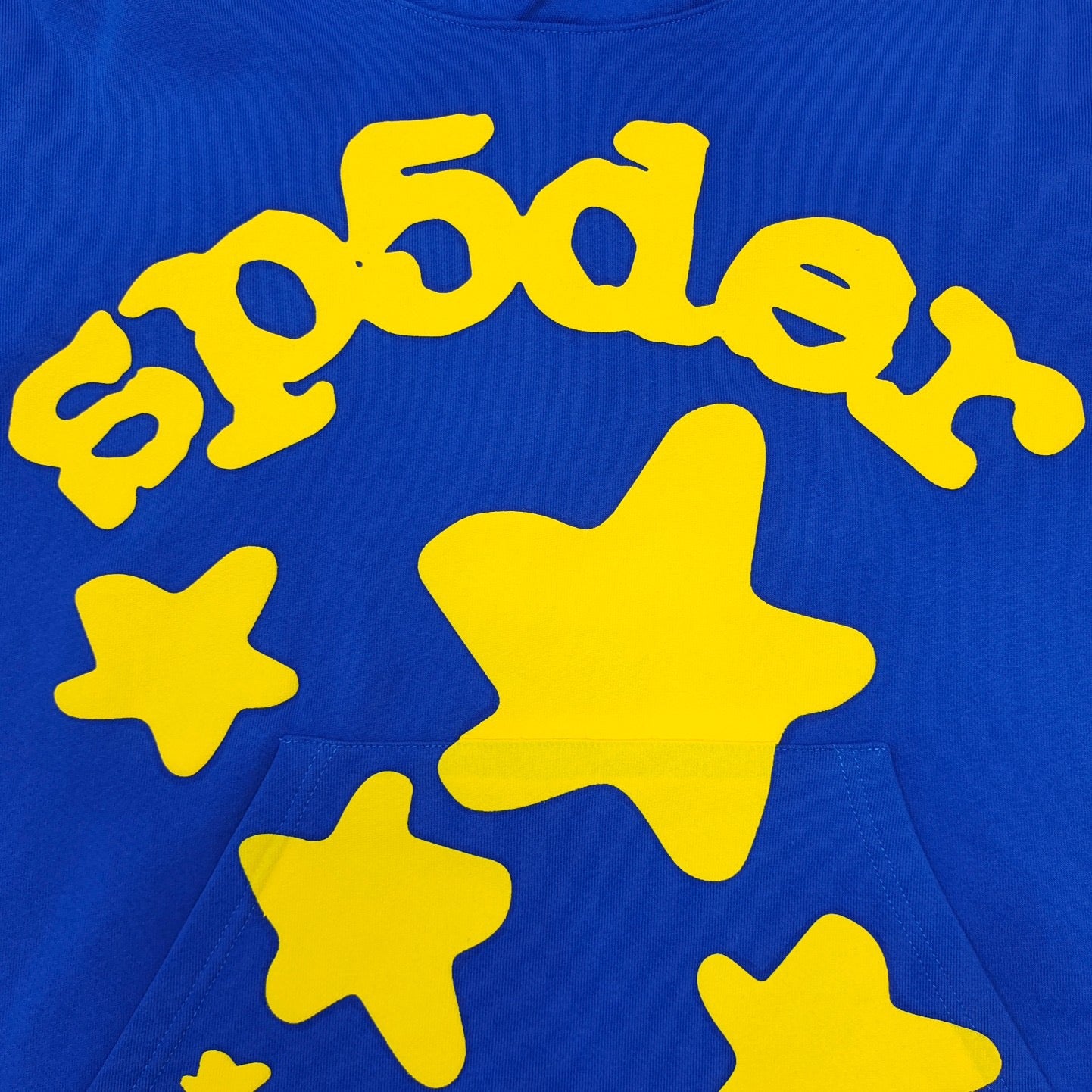 Blauer Hoodie