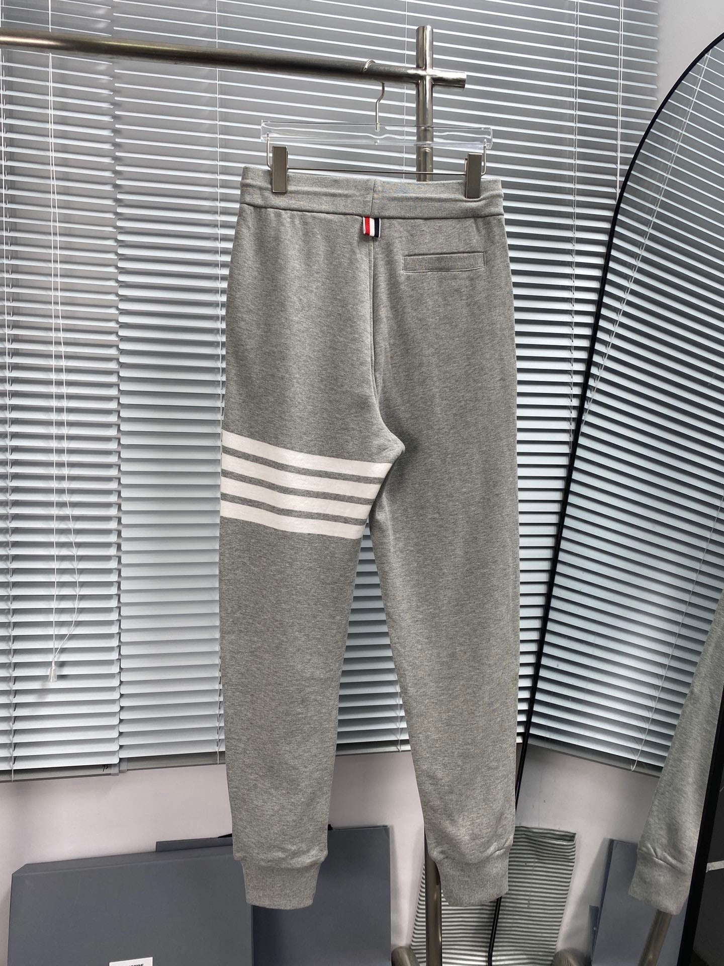 Mehrfarbige Hose