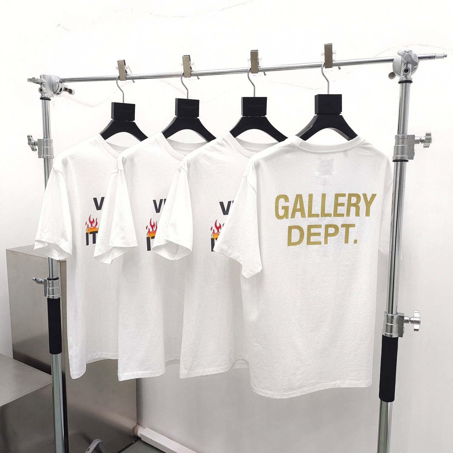 weißes T-Shirt