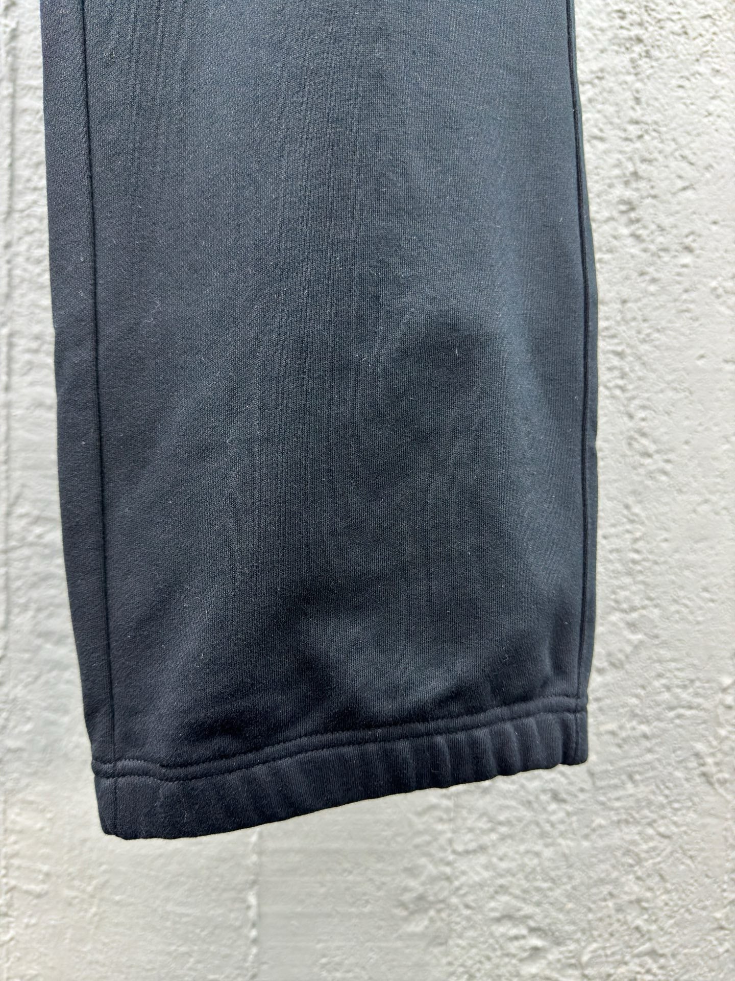 Schwarze Hosen