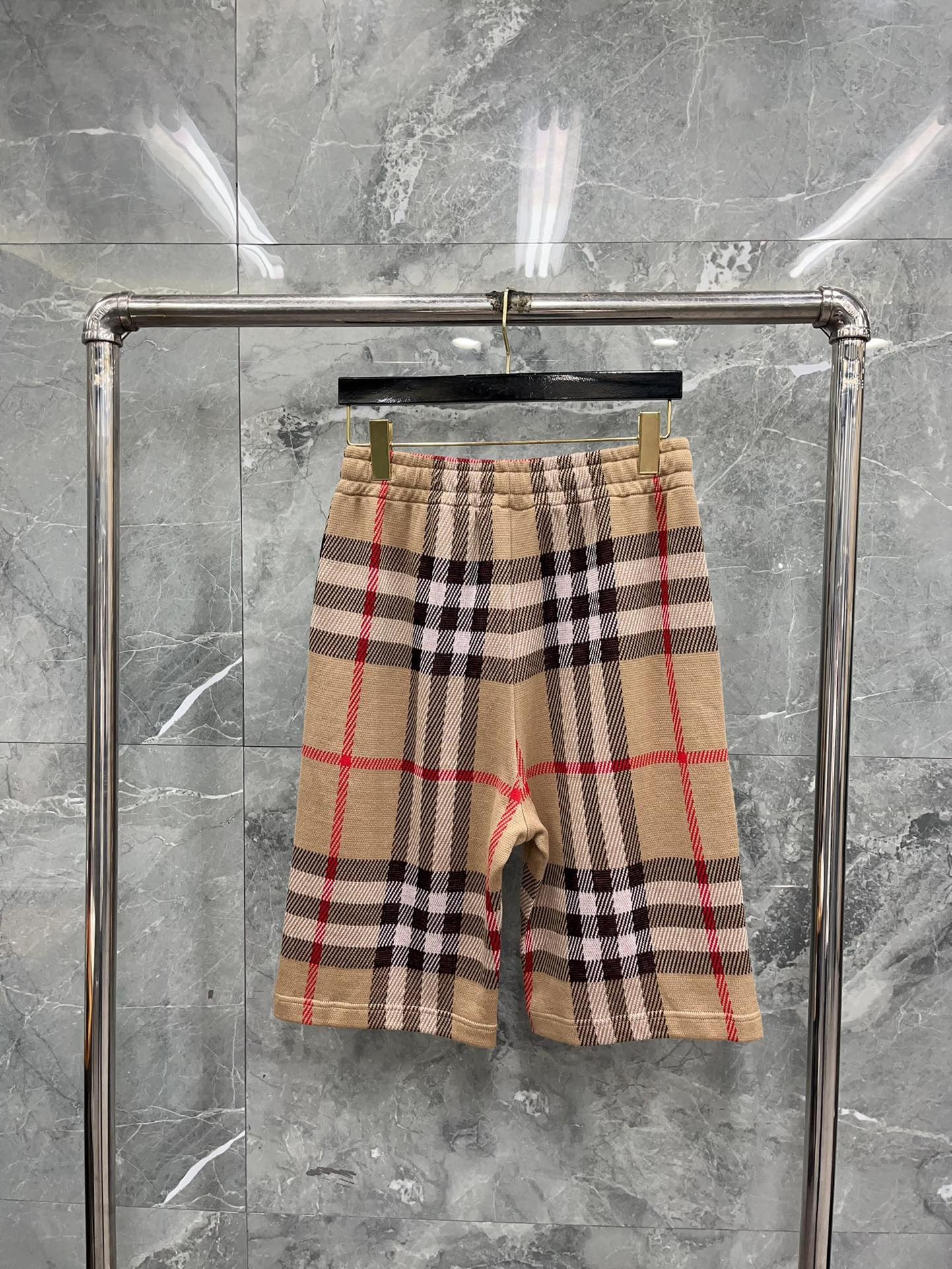 Mehrfarbige Shorts