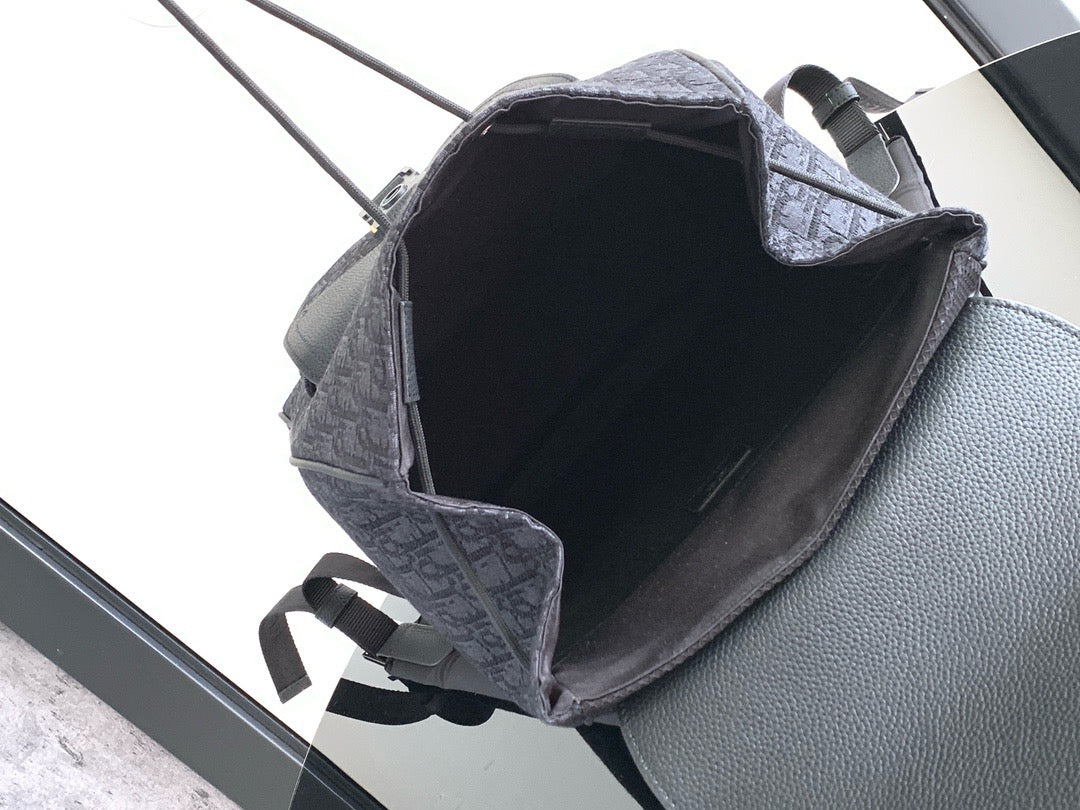 Apricot and Black Bag - FashionHype.xyz