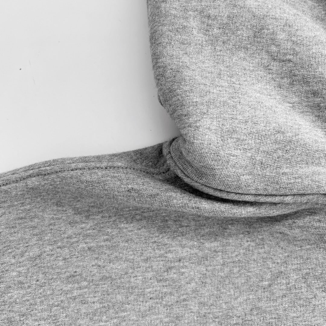 Grauer Hoodie