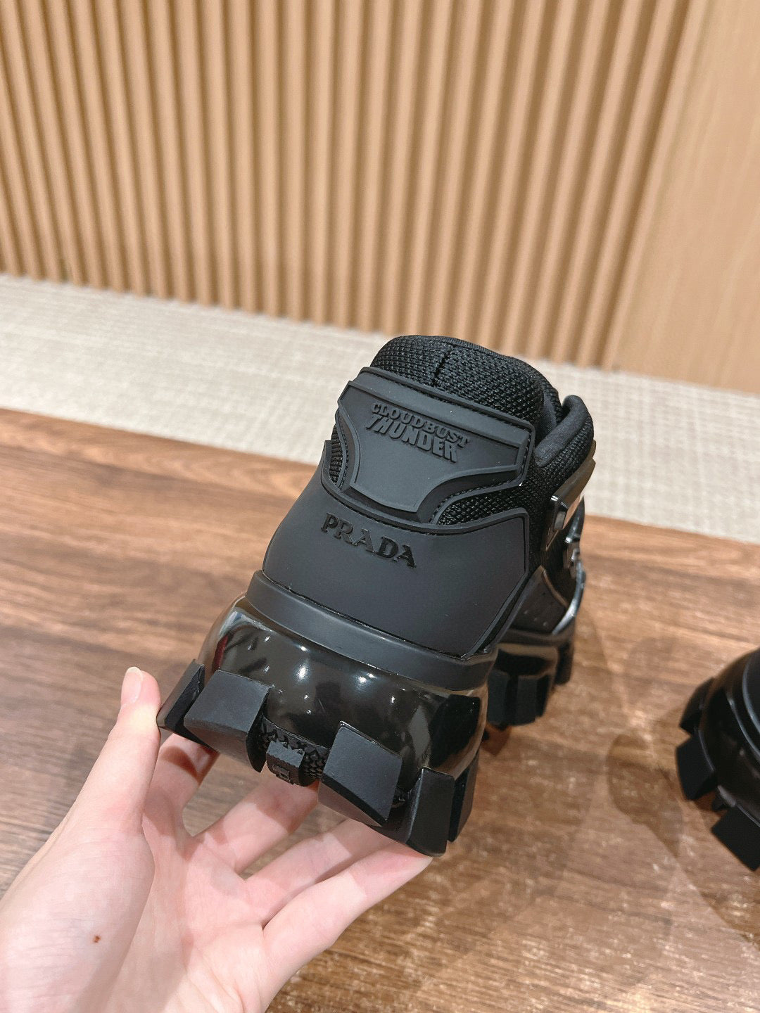 Weiß-Grüne Schuhe