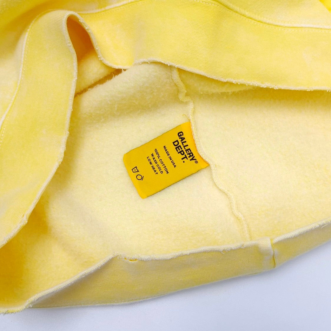 هودي أصفر ووردي