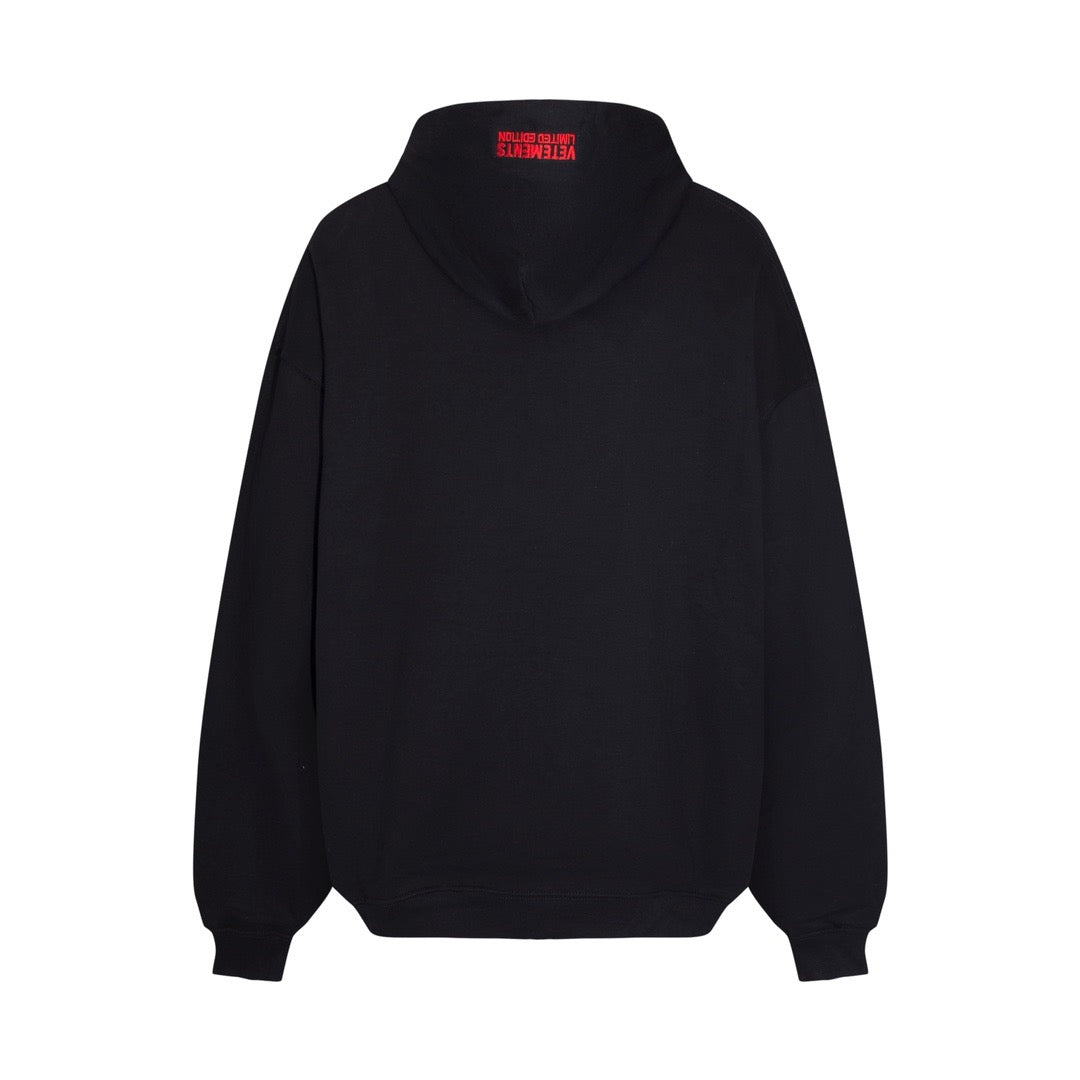 هودي باللونين الأسود والوردي