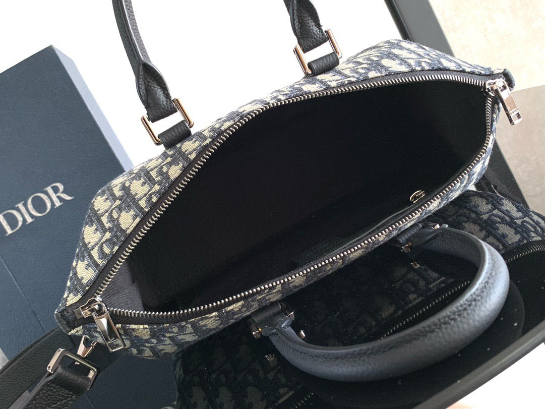 Mehrfarbige Tasche