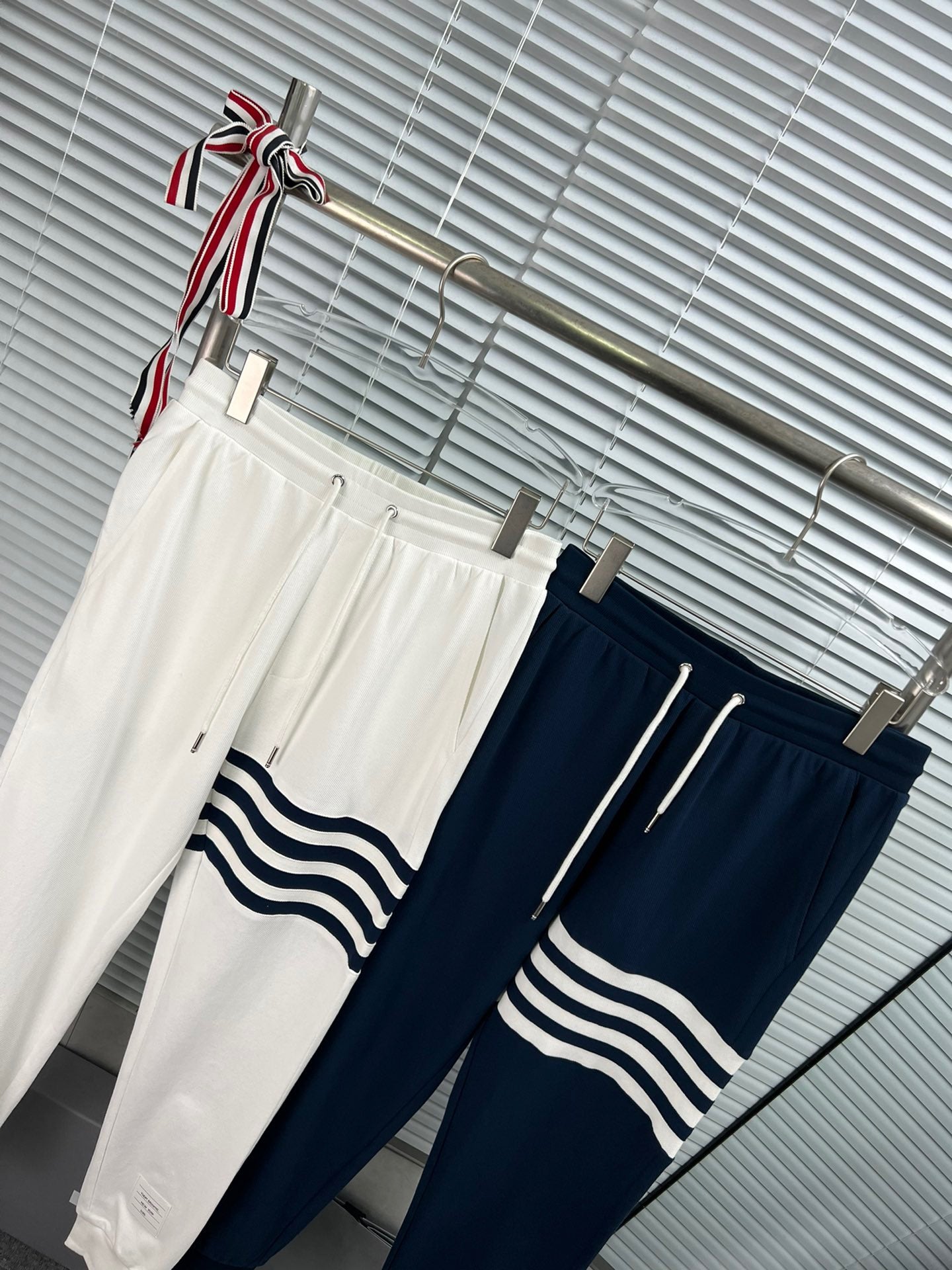 Mehrfarbige Hose