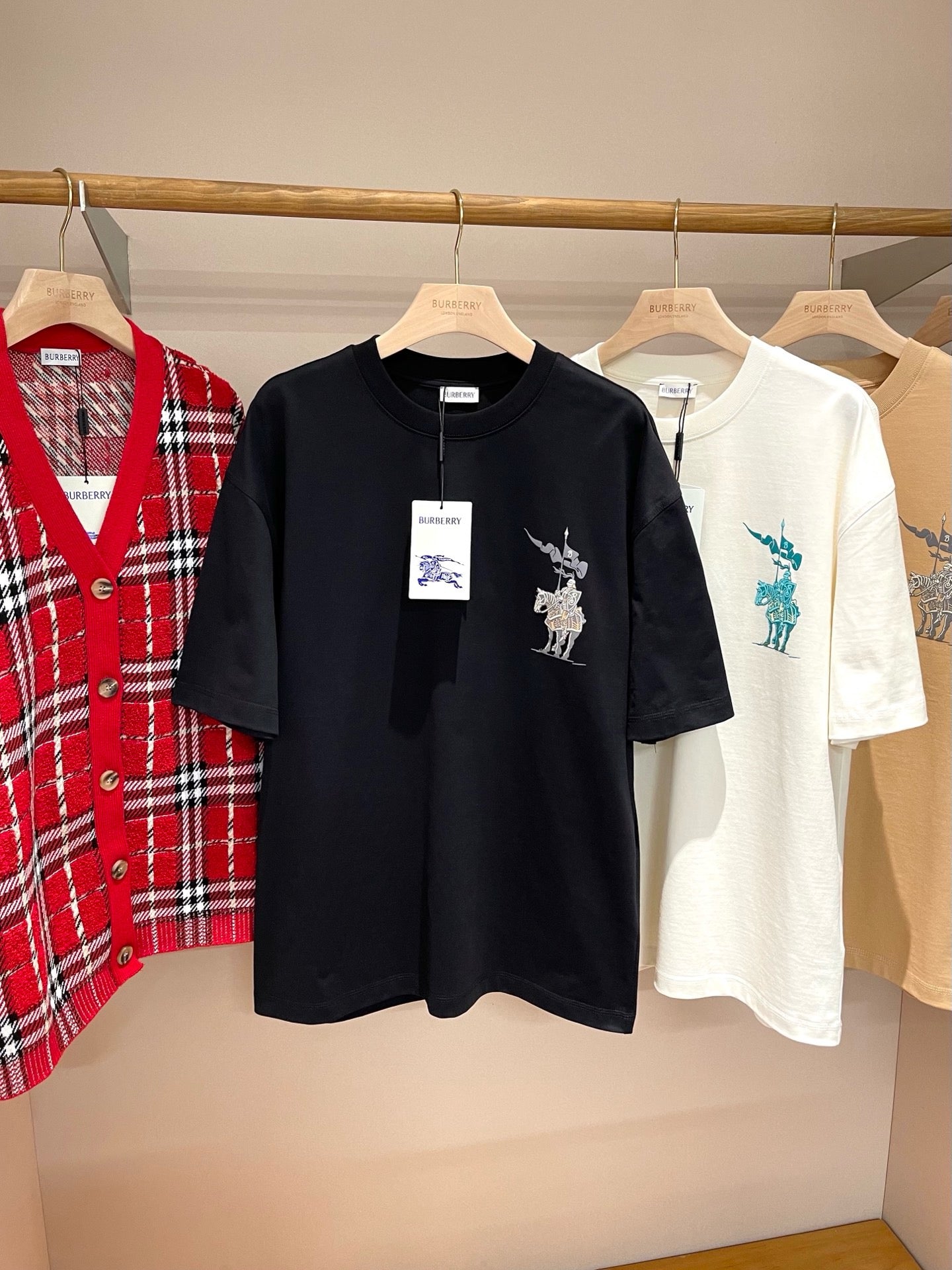 Mehrfarbiges T-Shirt