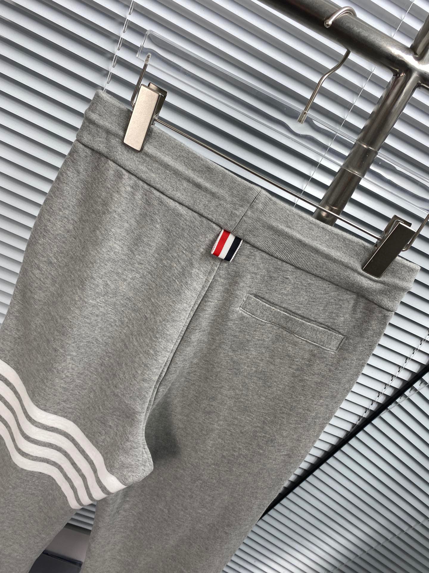 Mehrfarbige Hose