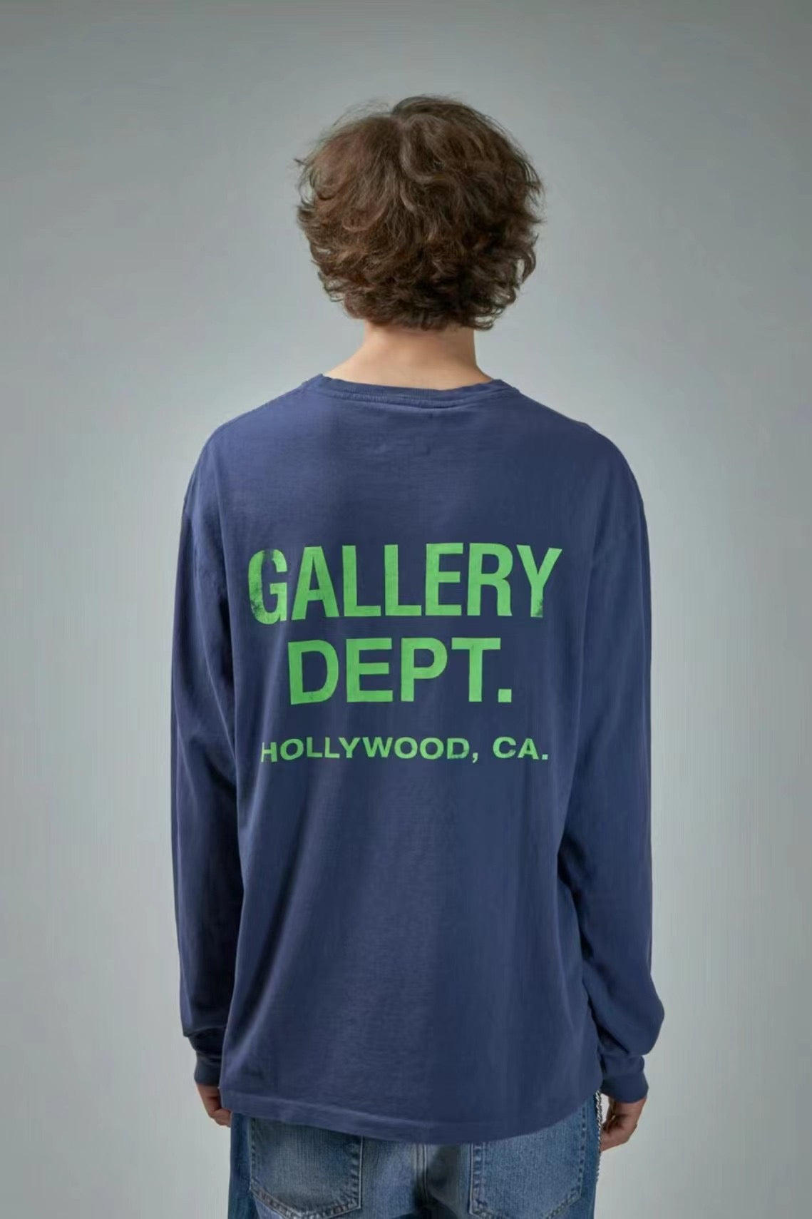 Blaues und himmelblaues Sweatshirt