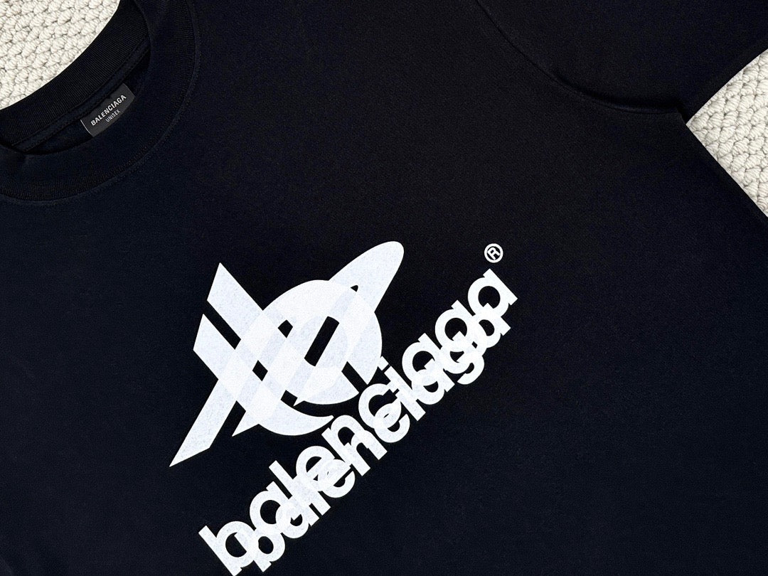 Schwarzes T-Shirt