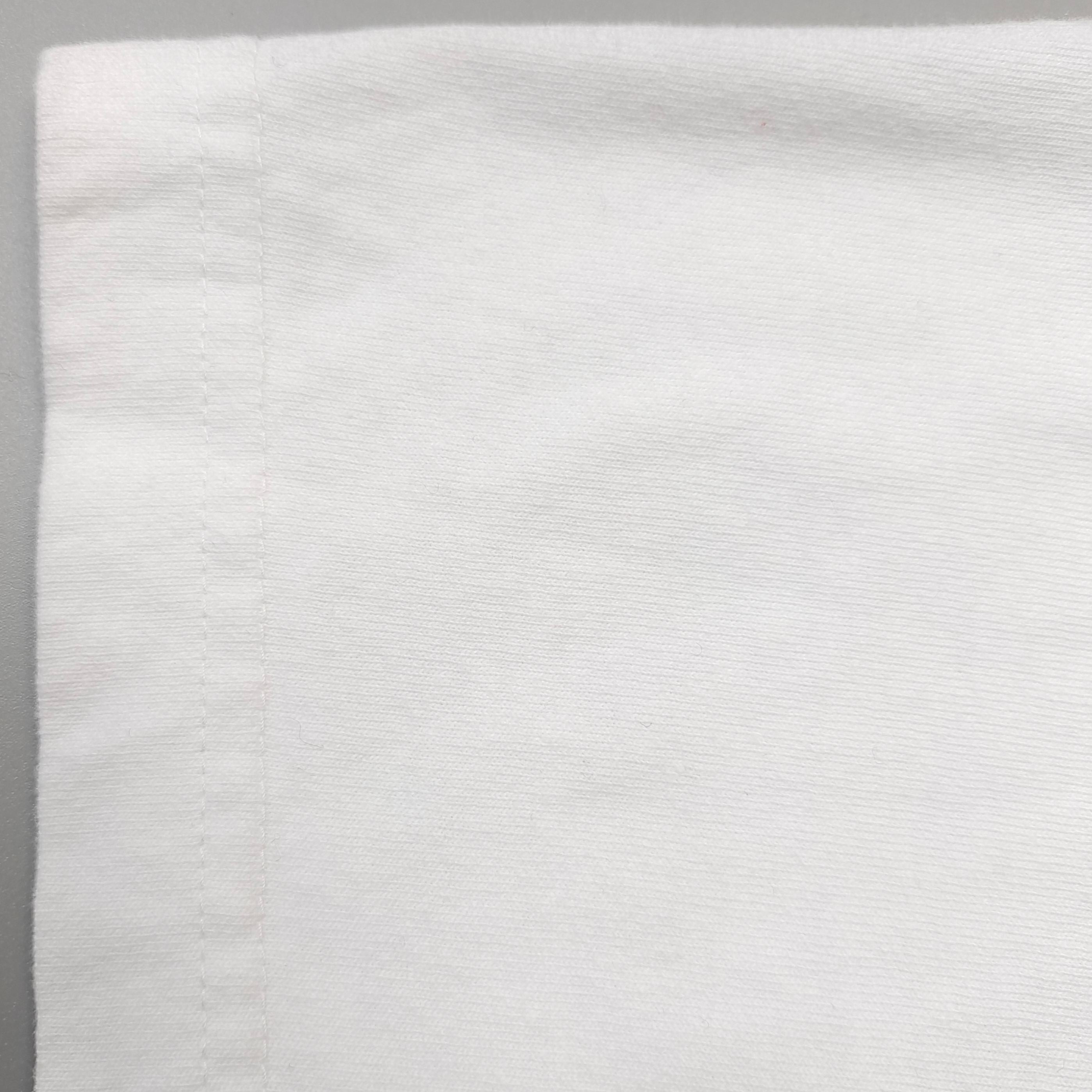 Weißes T-Shirt