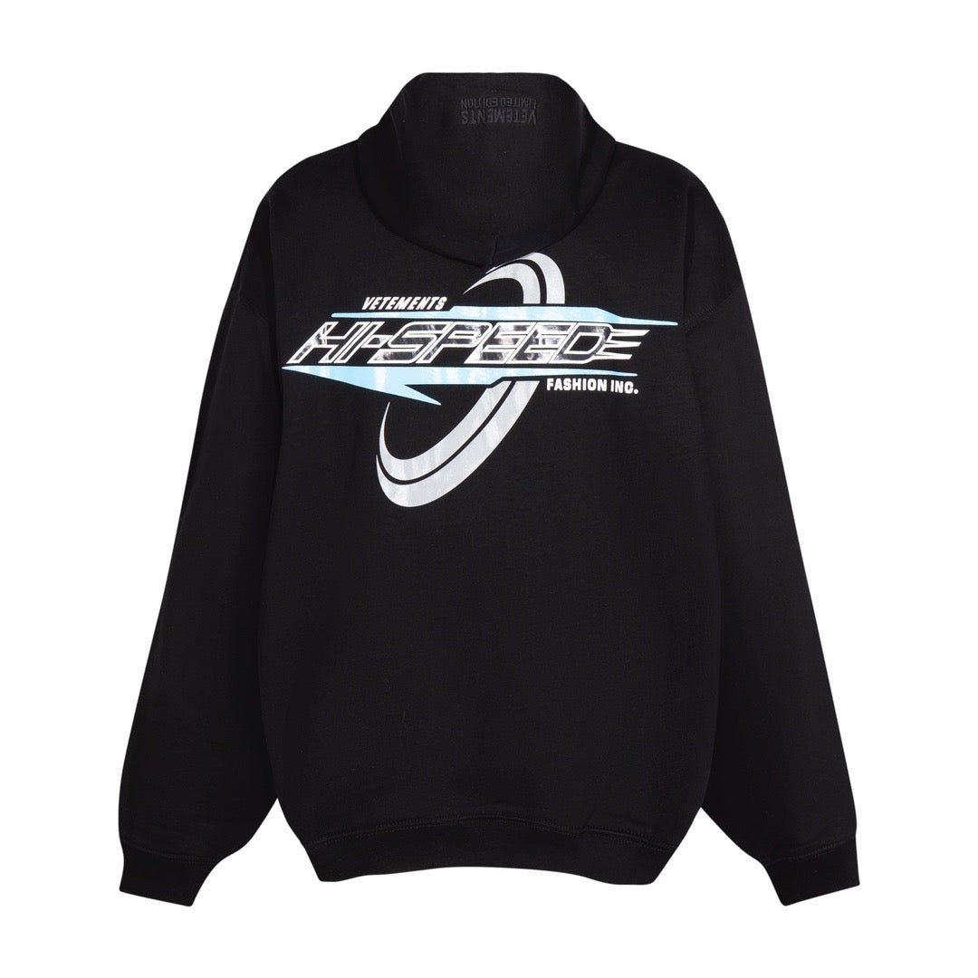 Schwarzer Hoodie