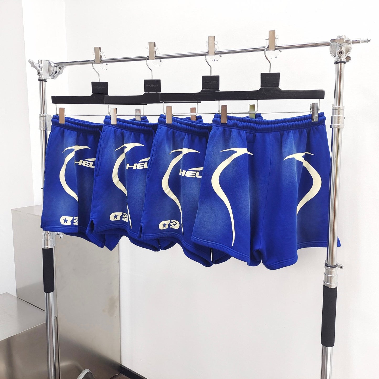 Dunkelblaue Shorts
