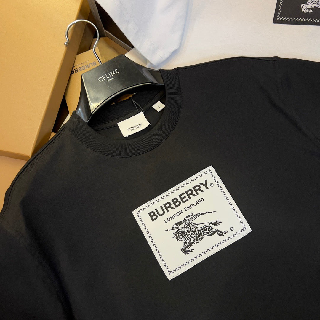 Black and White T-shirt - FashionHype.xyz