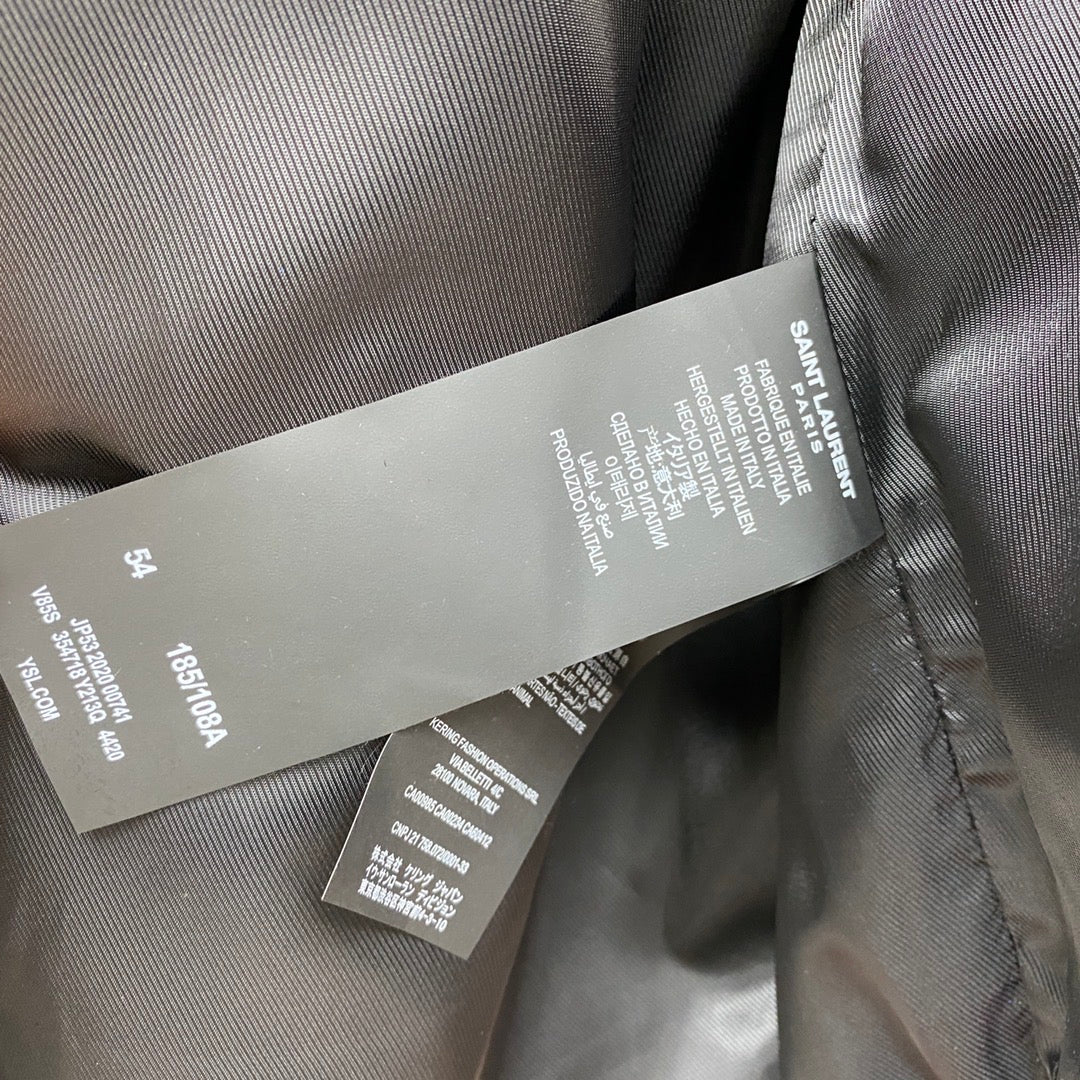 Blau-weiße Jacke