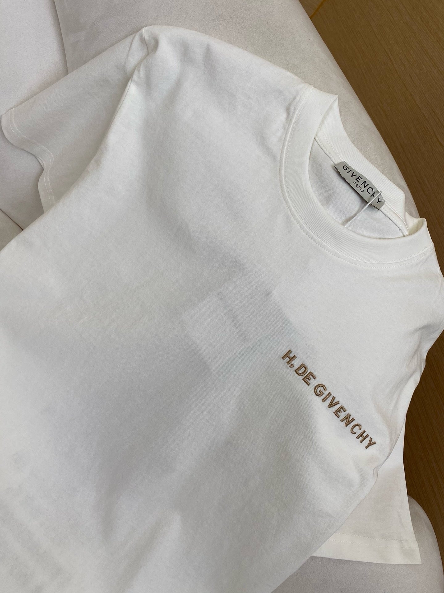 Weißes T-Shirt