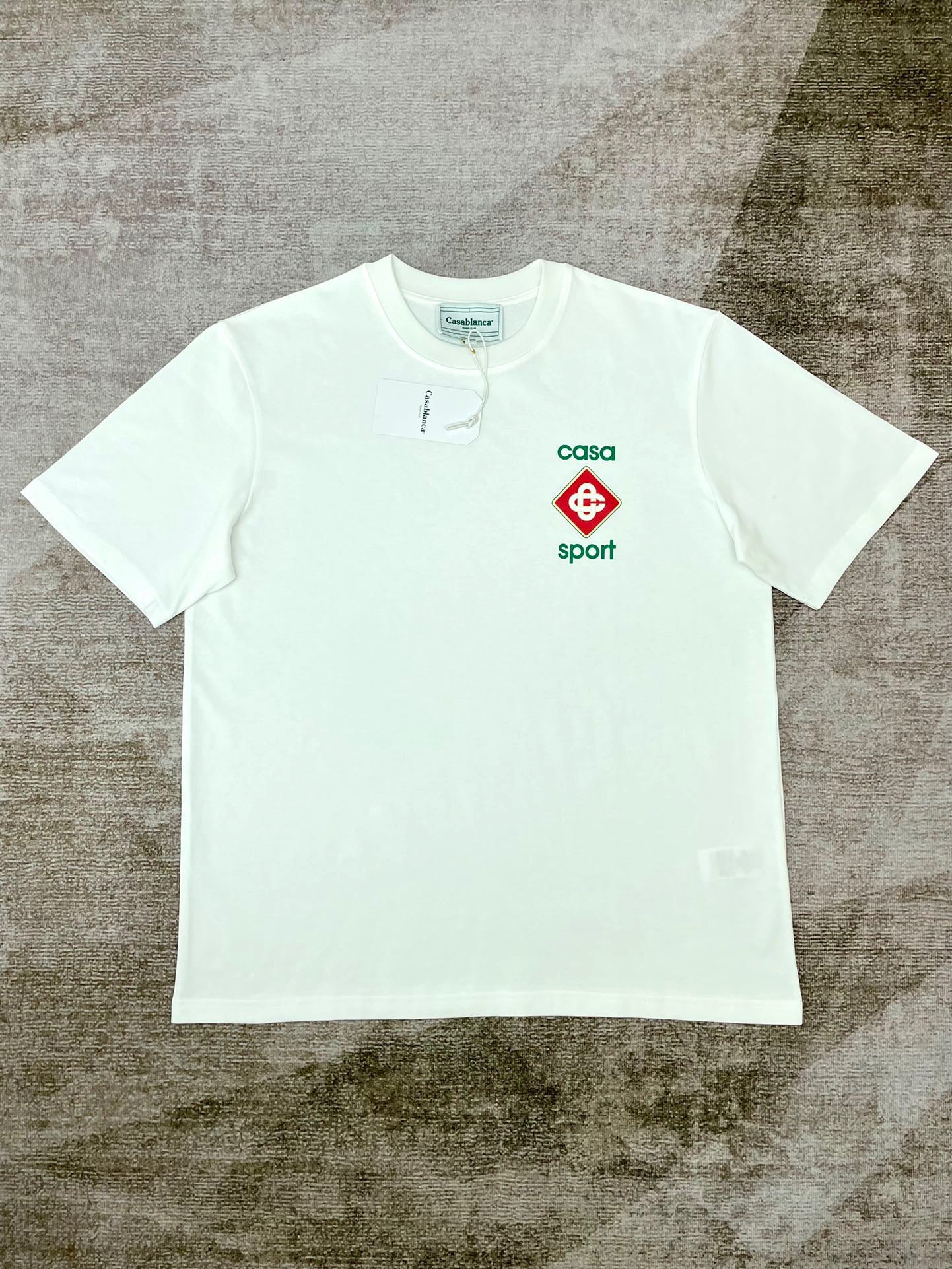 Camiseta en blanco y negro