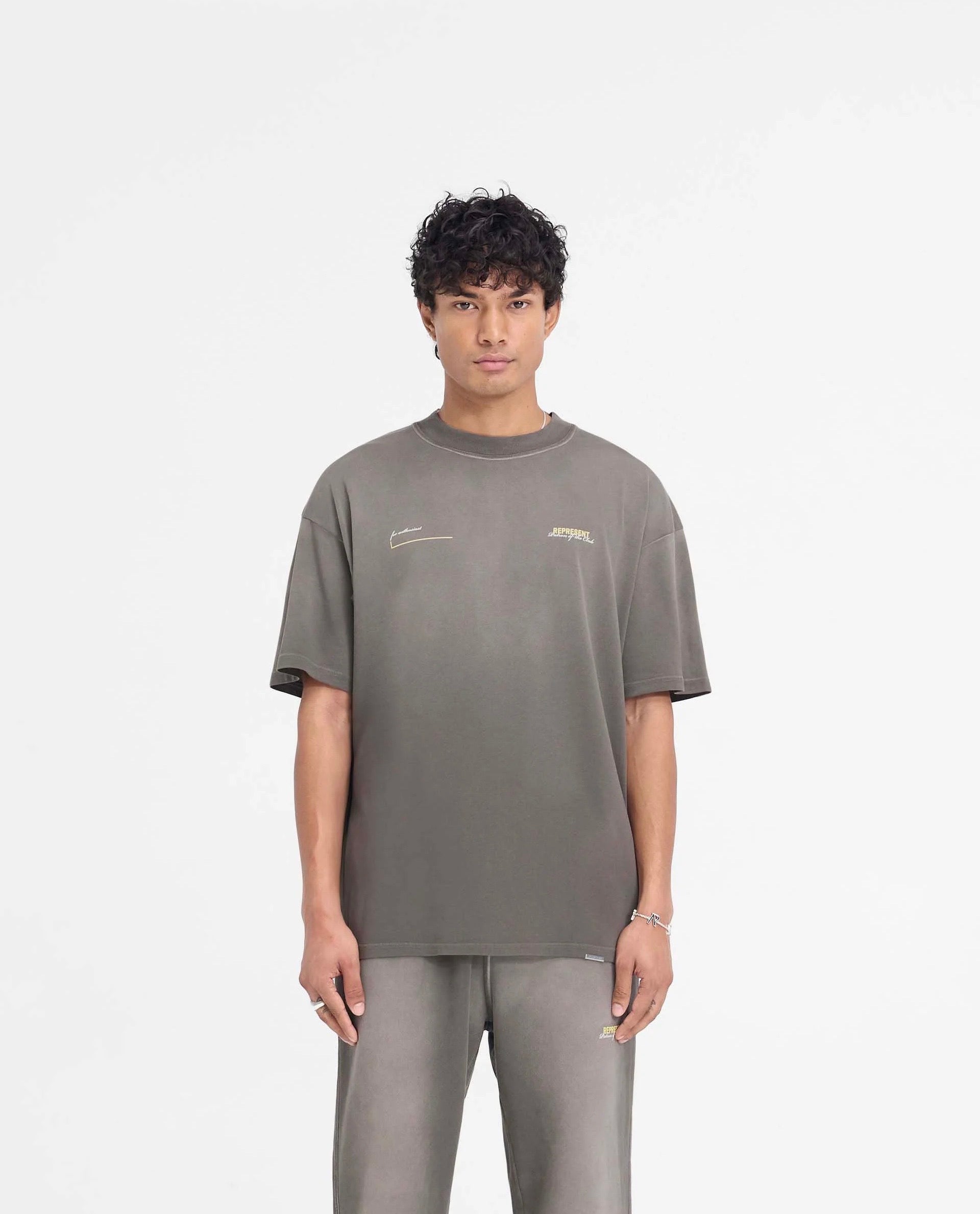 Mehrfarbiges T-Shirt