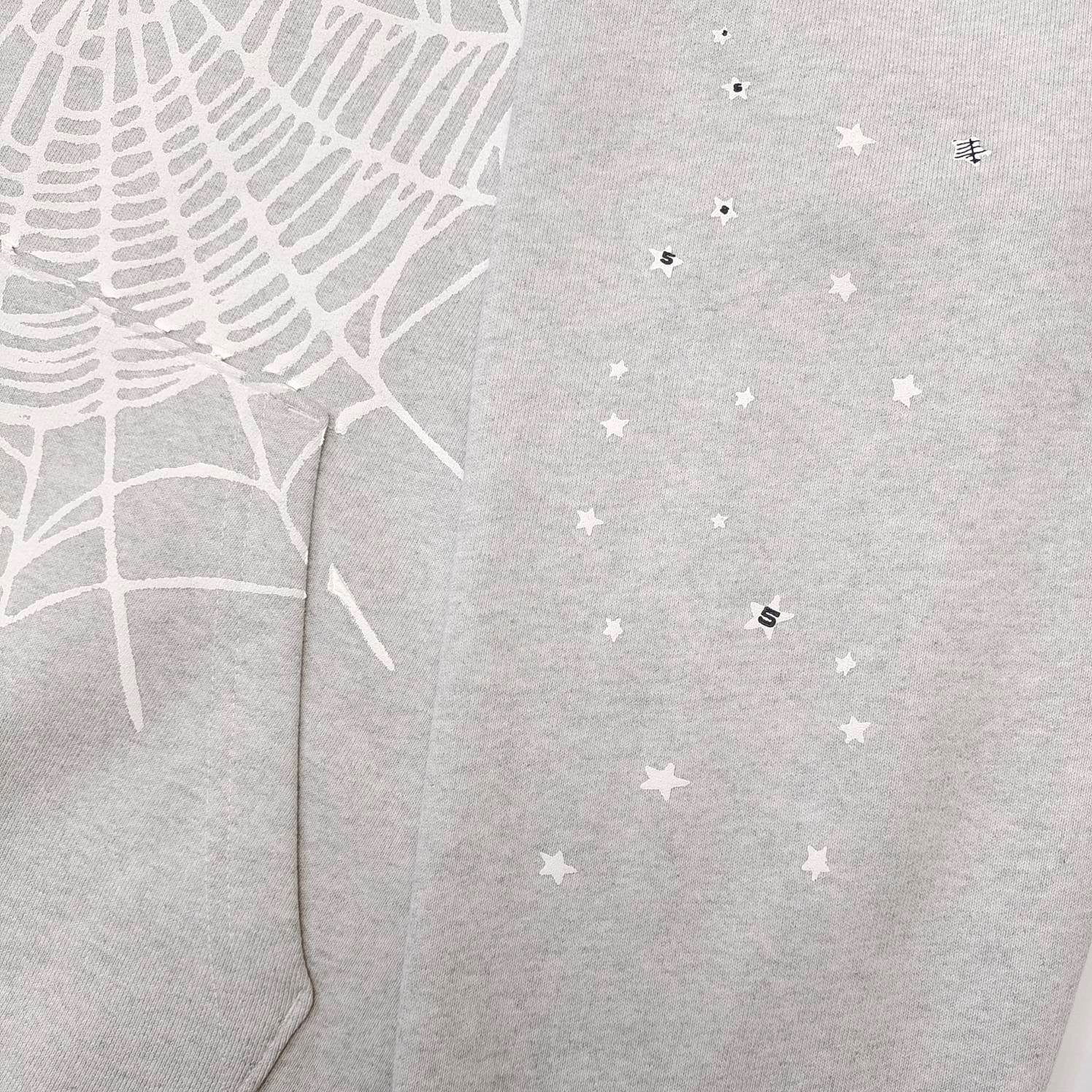 Grauer Hoodie