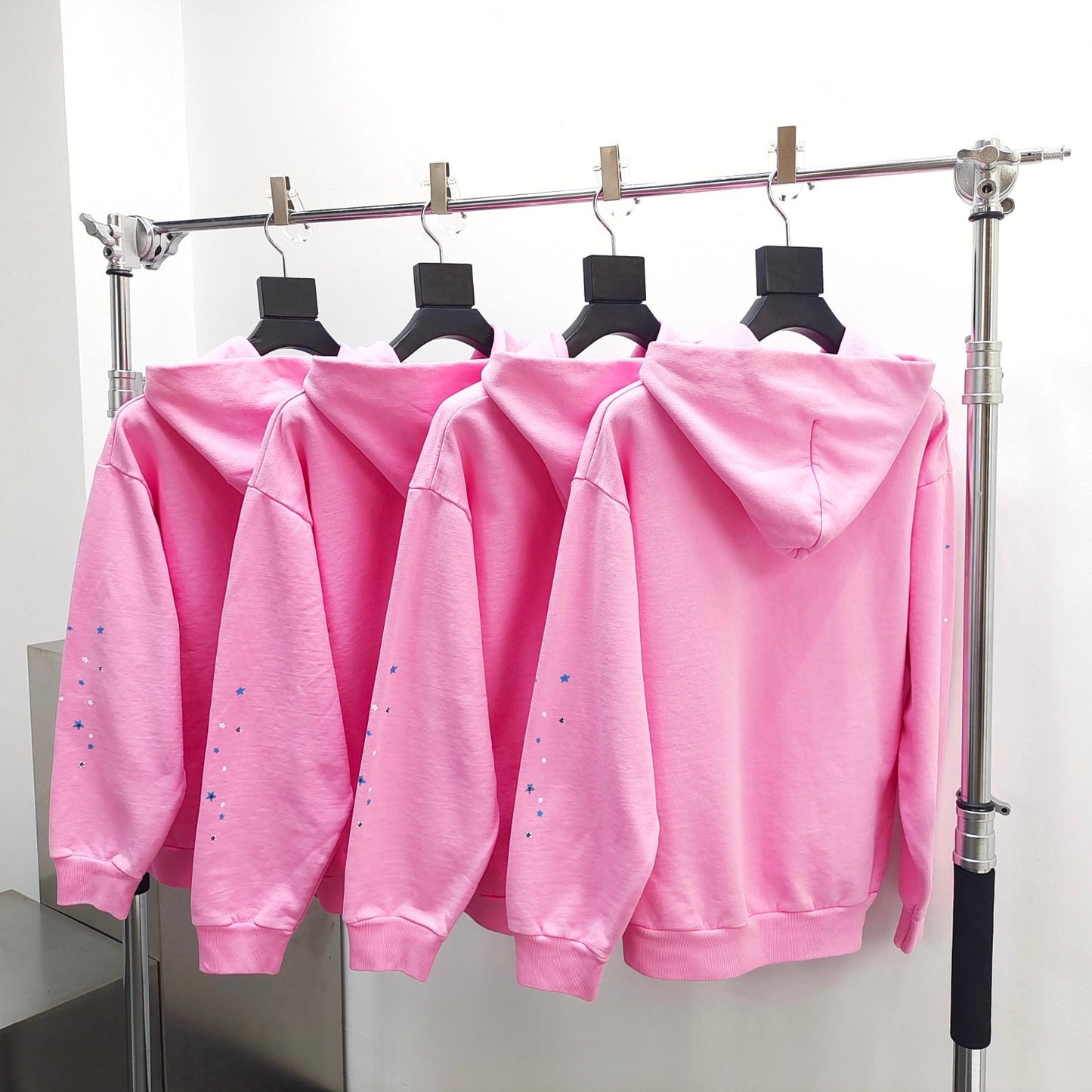 Sudadera con capucha rosa
