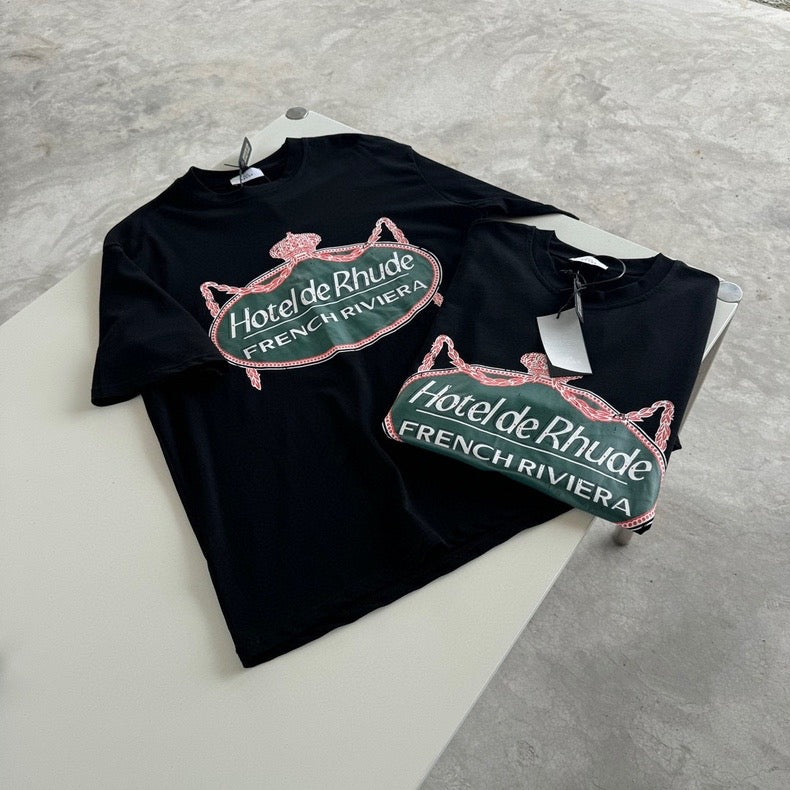 Schwarzes T-Shirt