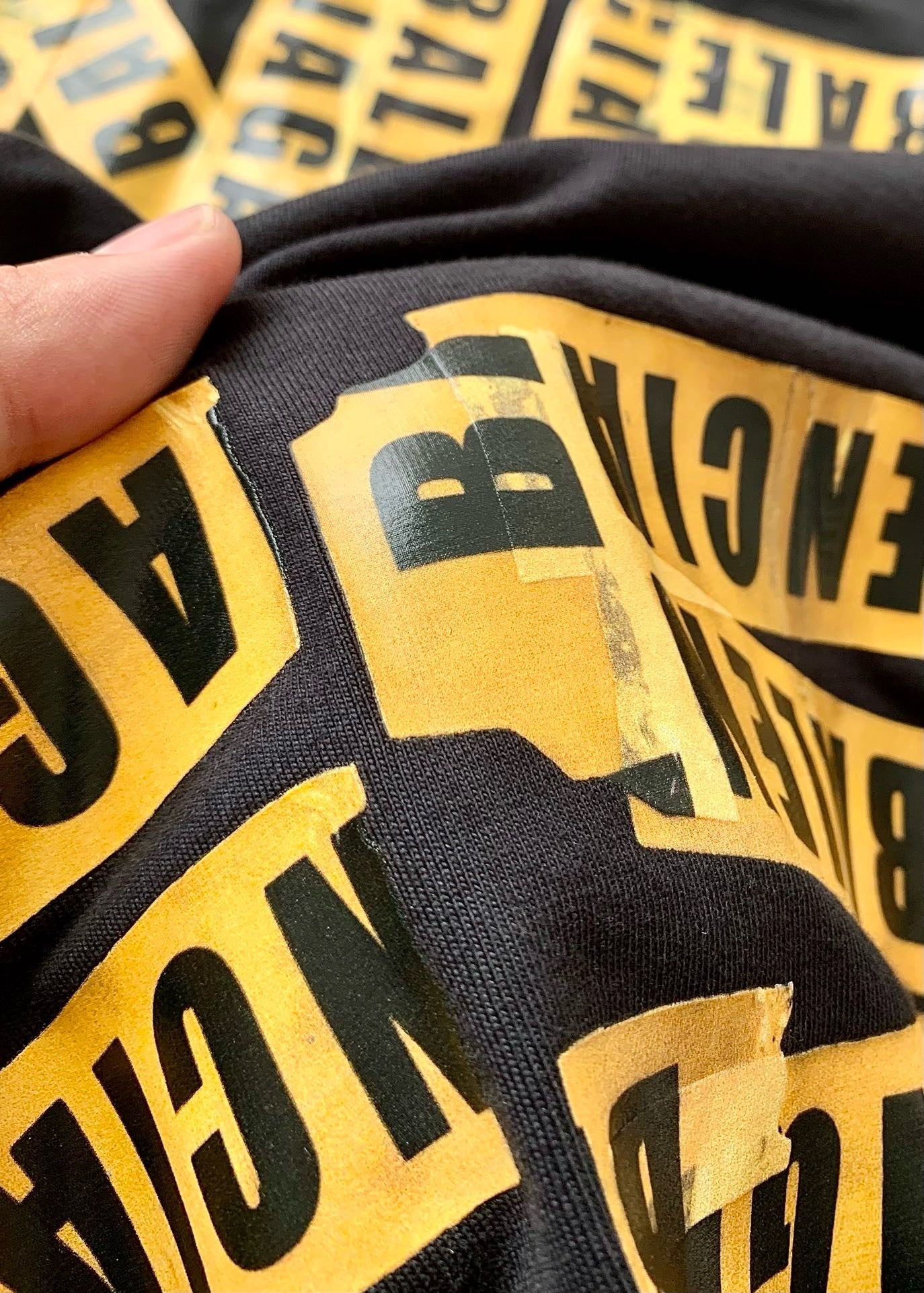 Schwarz-weißes Trikot