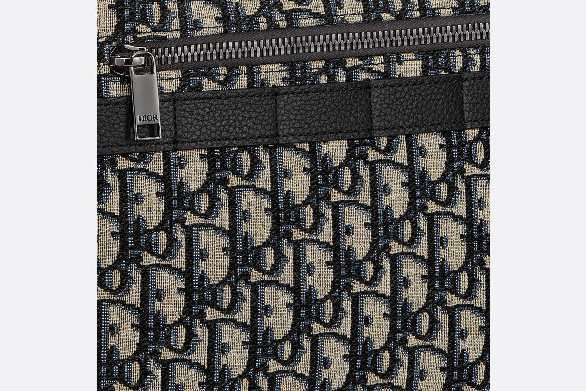 Schwarzgraue Tasche