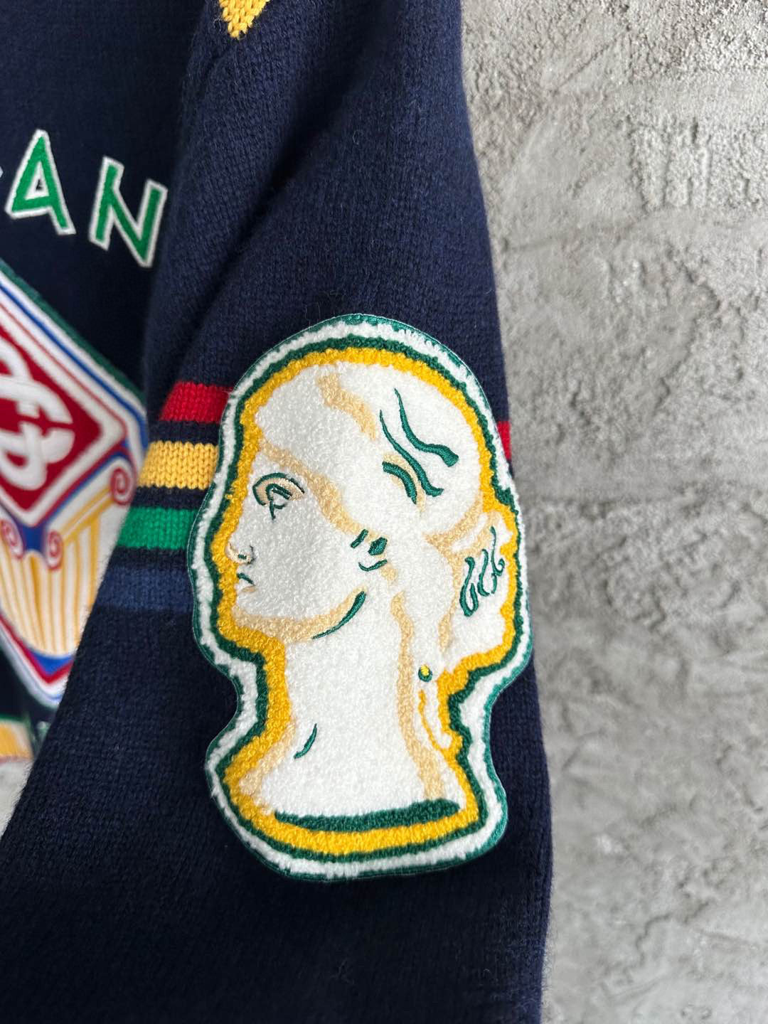 Mehrfarbiges Trikot